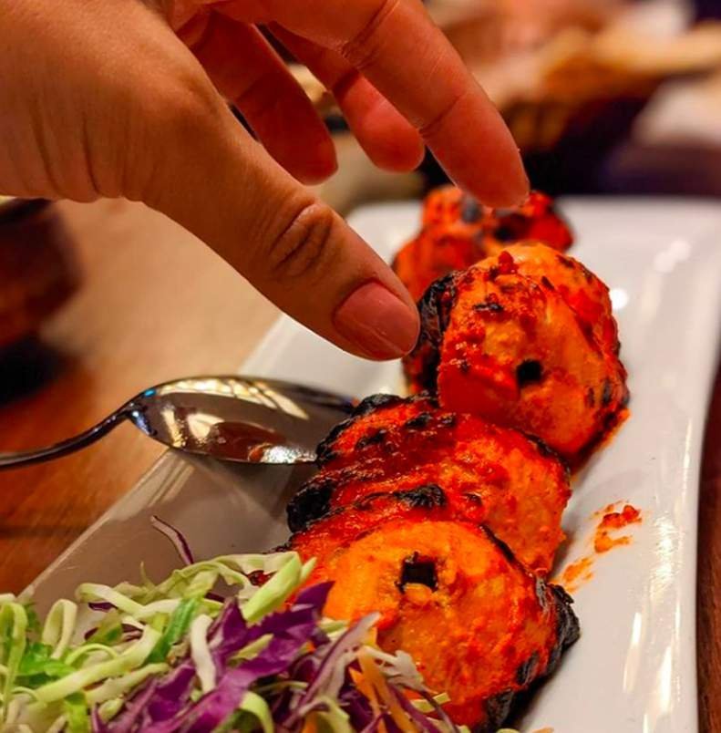best chicken tikka gurgaon singh-tandoori-chicken-gurgaon