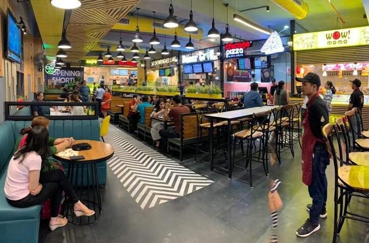 Meet The City’s First 24 Hours Food Court On Golf Course Road!