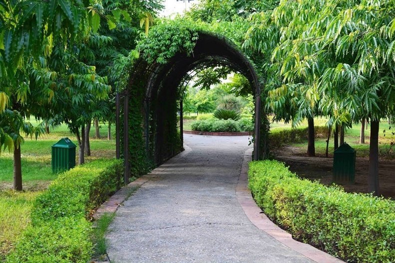 tau devi lal park gurgaon