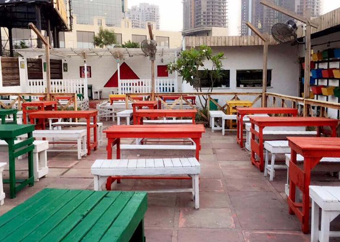 Pretty Decor, Outdoor Seating There's A New BYOB in Gurgaon