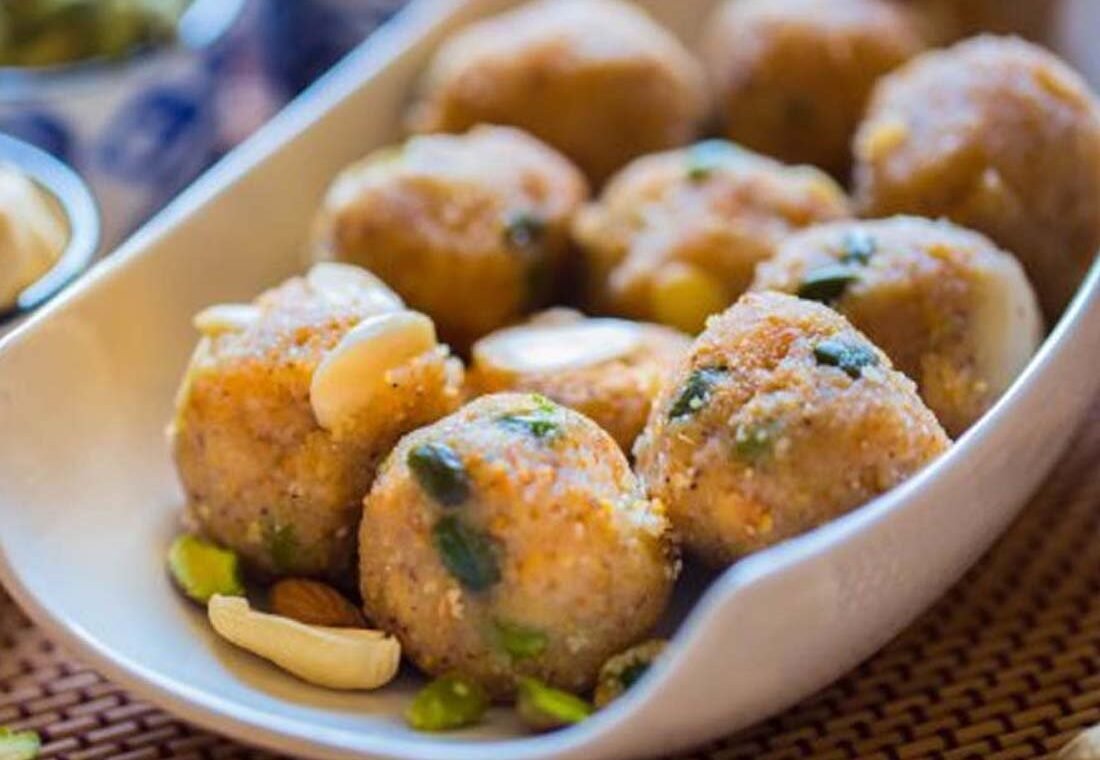 Thaggu Ke Laddu: Kanpur's Famous Sweet Shop Now Comes to Gurgaon!