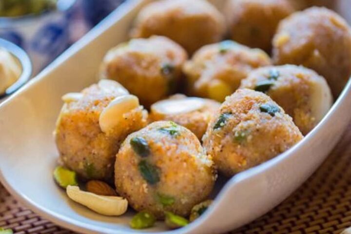 Thaggu Ke Laddu: Kanpur's Famous Sweet Shop Now Comes to Gurgaon!