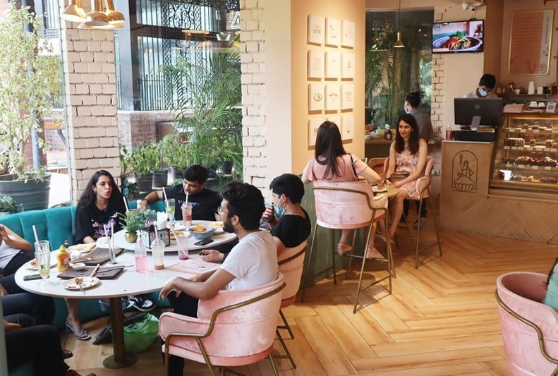the fifth avenue bakery gurgaon