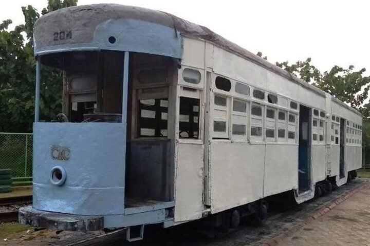 Calcutta's Vintage Tram from 1940's gets a new home in Gurgaon