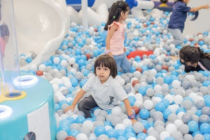 Let Your Lil’ Munchkin Have Some Fun At The Wobble World
